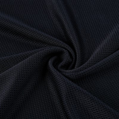 Bagaimanakah fabrik jersi basikal kelihatan dalam keadaan pencahayaan yang berbeza?